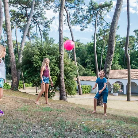 Villages Clubs Du Soleil - Les Bains Otel