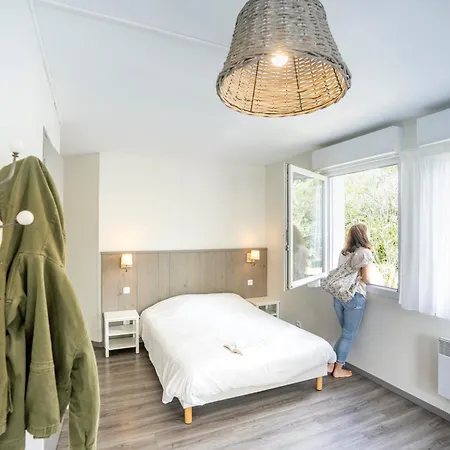 Villages Clubs Du Soleil - Les Bains 3* رونس لو بين